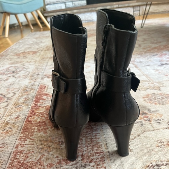Nine West leather zip up boots - Picture 6 of 8